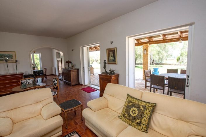 Image No.30-5 Bed Villa for sale