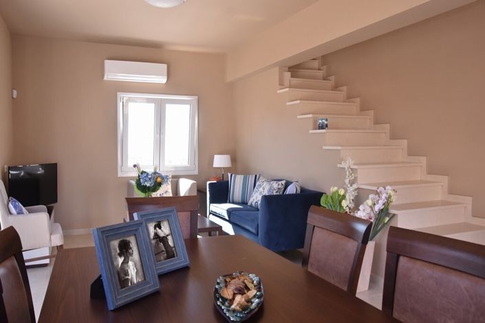 Image No.4-2 Bed Maisonette for sale