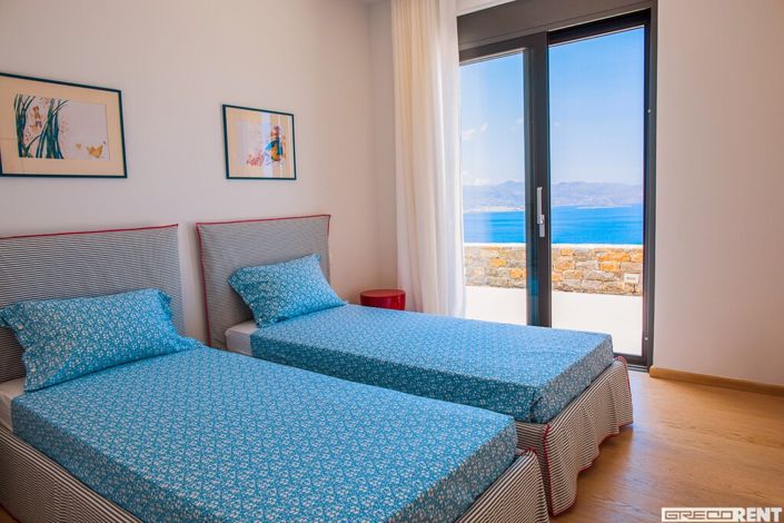 Image No.27-5 Bed Villa for sale