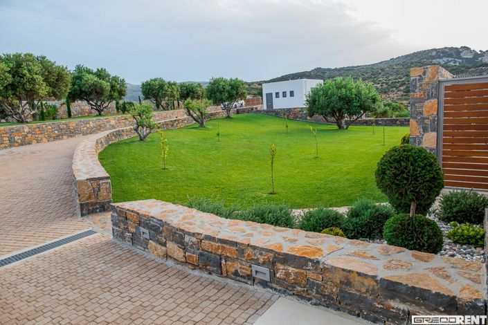 Image No.8-5 Bed Villa for sale