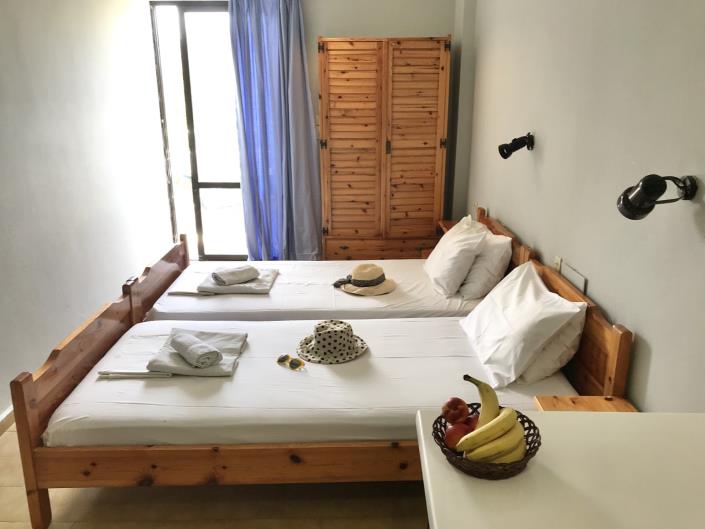 Image No.2-18 Bed Hotel for sale