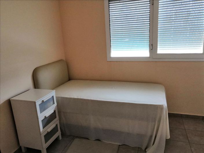 Image No.15-5 Bed Property for sale