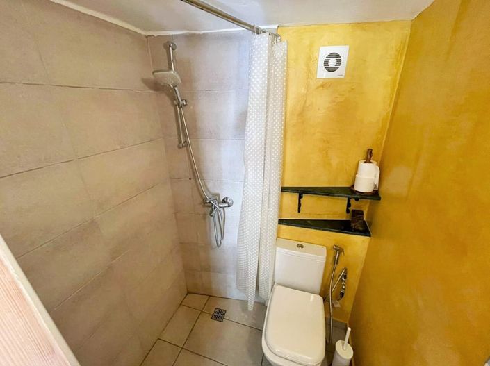 Image No.23-3 Bed Maisonette for sale