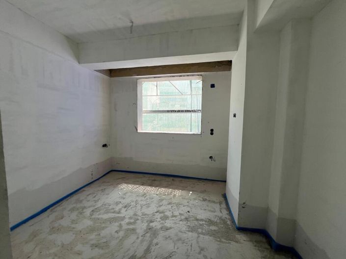 Image No.25-1 Bed Flat for sale