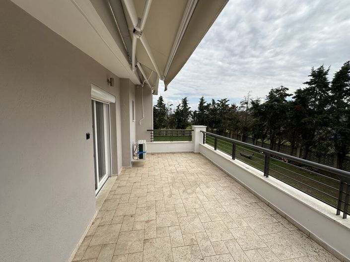 Image No.18-5 Bed Property for sale