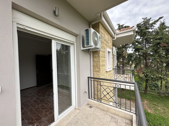 Image No.21-5 Bed Property for sale