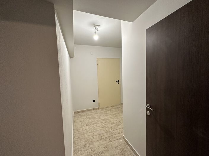 Image No.27-Propriété de 5 chambres à vendre à Thessalonique