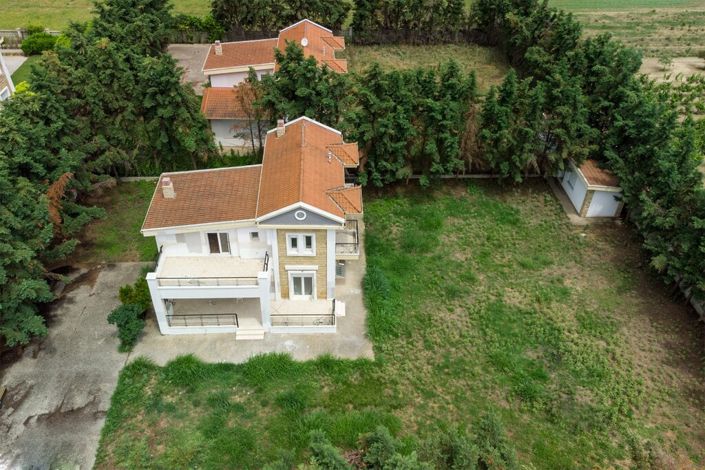 Image No.5-5 Bed Property for sale