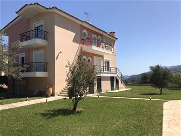 Photo 3 - Villa 449 m² in Peloponnisos