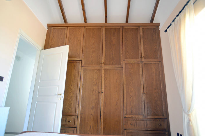 Image No.10-3 Bed Property for sale