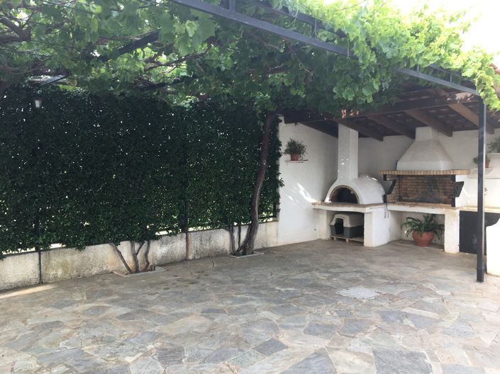 Image No.24-3 Bed Property for sale