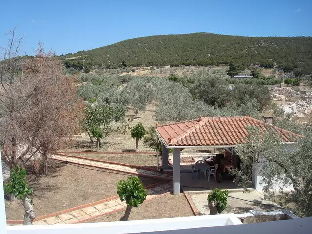 Image No.19-4 Bed Property for sale