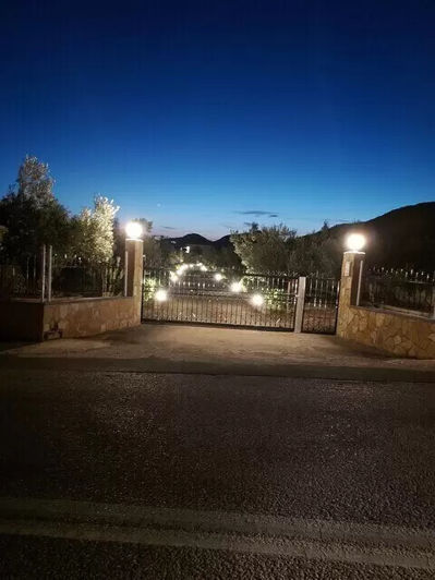 Image No.21-4 Bed Property for sale