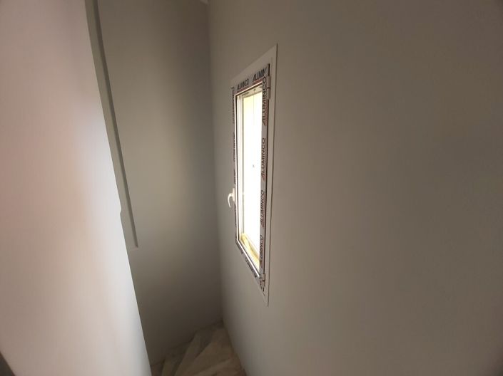 Image No.26-6 Bed Maisonette for sale