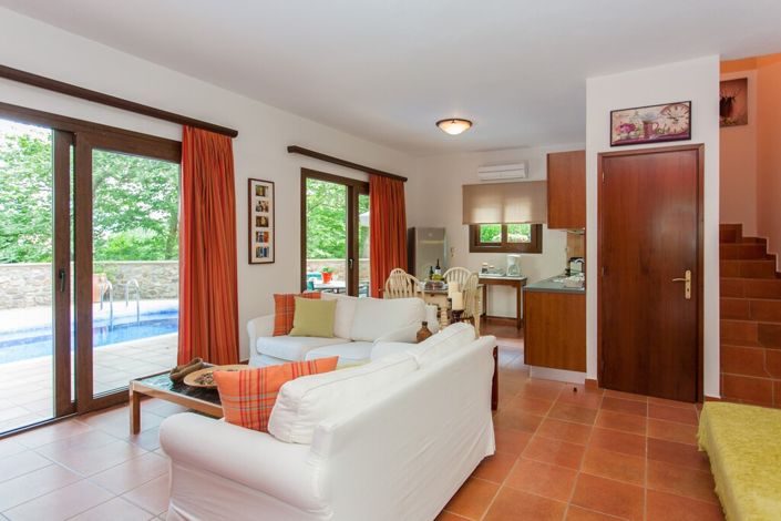 Image No.6-4 Bed Villa for sale