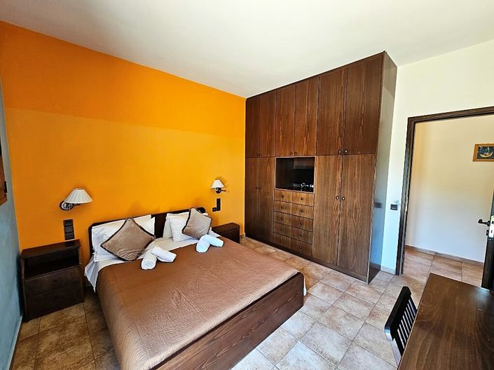 Image No.17-Villa for sale