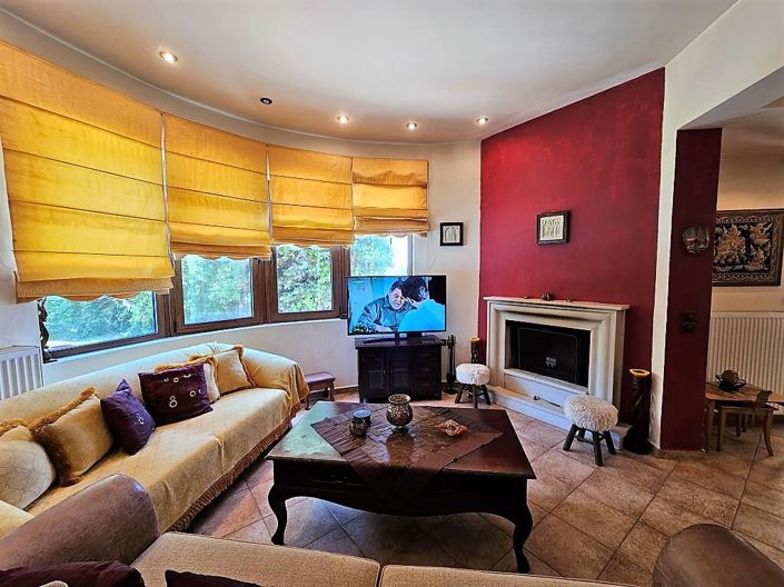 Image No.5-Villa for sale