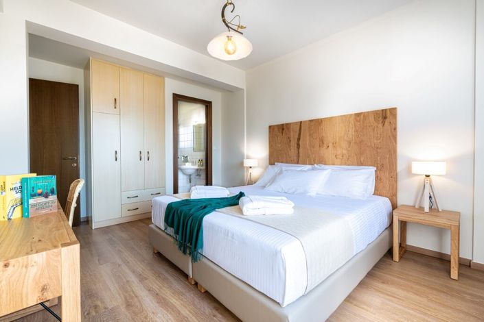 Image No.15-4 Bed Villa for sale