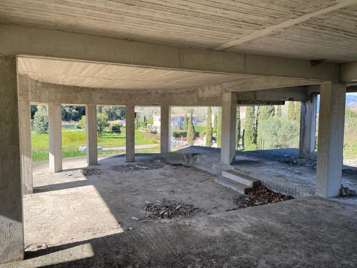 Image No.23-Villa for sale