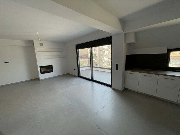 Image No.1-3 Bed Maisonette for sale