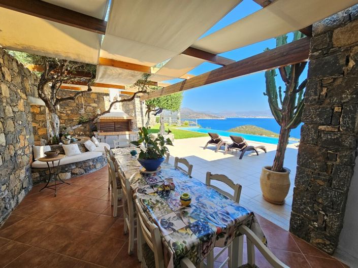 Image No.10-4 Bed Villa for sale