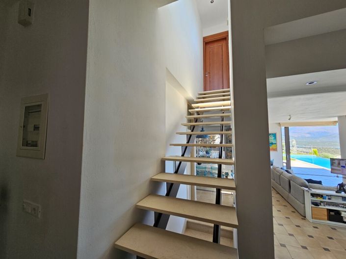 Image No.18-4 Bed Villa for sale