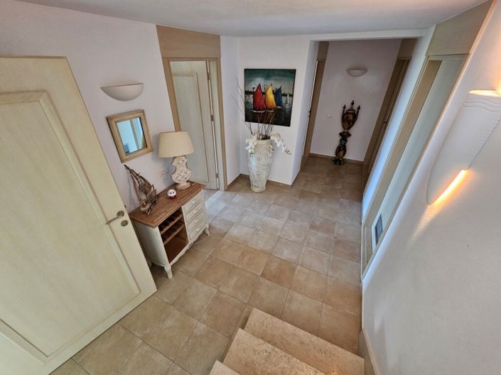 Image No.23-4 Bed Villa for sale