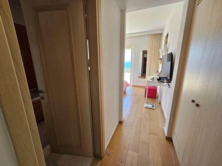 Image No.26-4 Bed Villa for sale