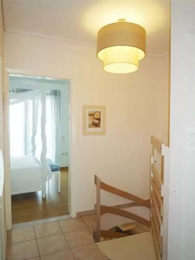 Image No.9-3 Bed Maisonette for sale