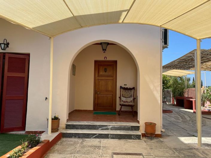 Image No.11-3 Bed Property for sale