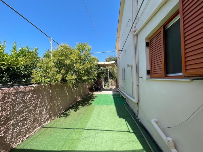 Image No.29-3 Bed Property for sale