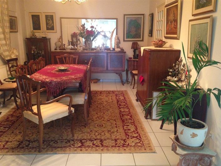 Image No.18-5 Bed Property for sale