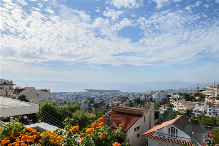 Image No.5-5 Bed Property for sale