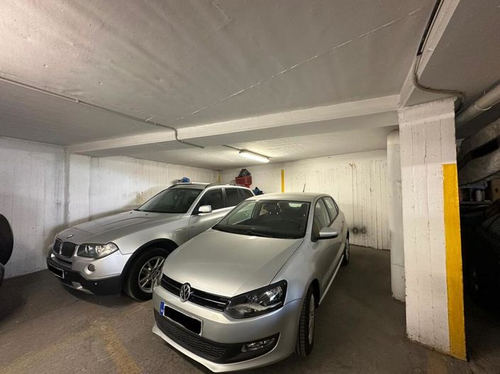 Image No.24-2 Bed Flat for sale