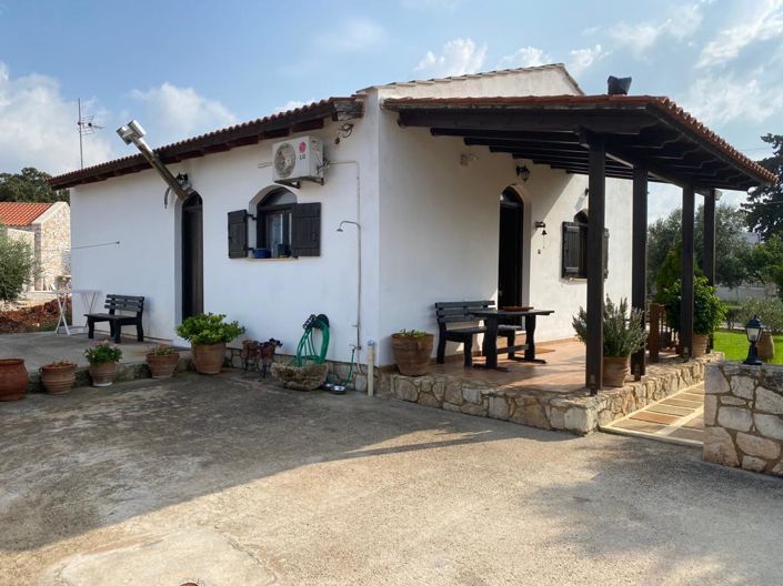 Image No.2-Propriété de 3 chambres à vendre à Sternes