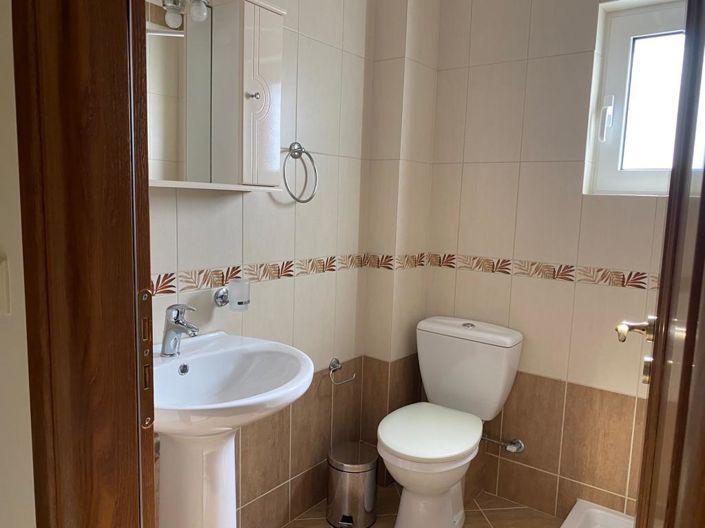 Image No.13-4 Bed Maisonette for sale