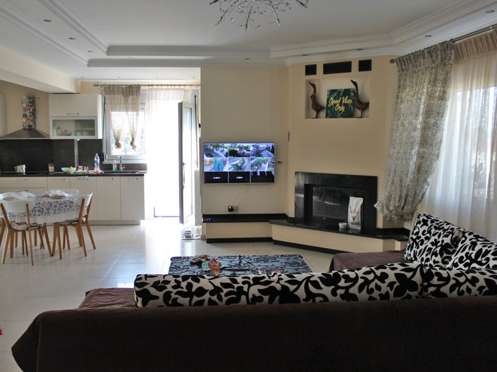 Image No.6-Propriété de 4 chambres à vendre à Katerini