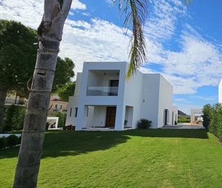 Photo 3 - Cottage 450 m² in Attica