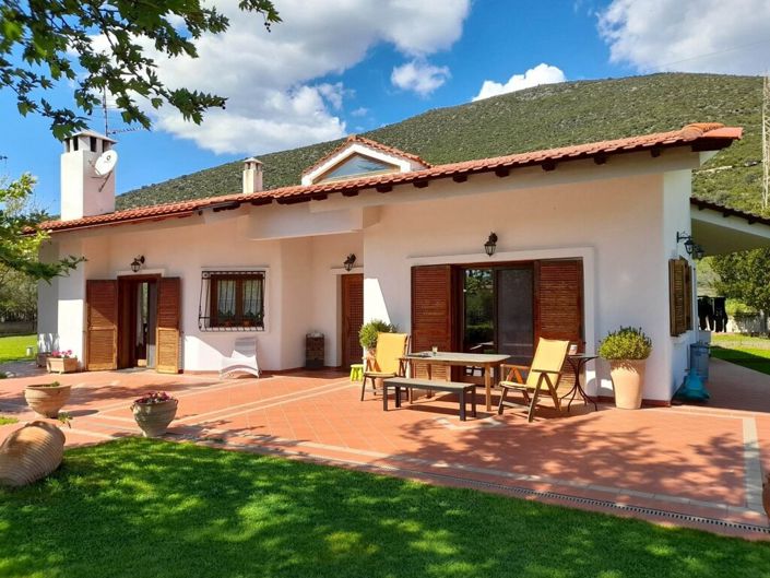 Image No.2-Propriété de 4 chambres à vendre à Halkidiki