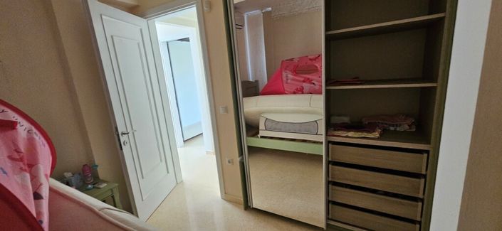 Image No.19-8 Bed Villa for sale