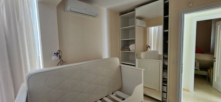 Image No.21-8 Bed Villa for sale