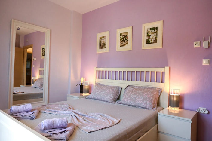 Image No.24-3 Bed Property for sale