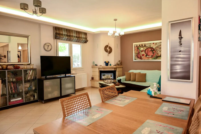 Image No.7-3 Bed Property for sale