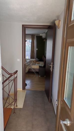 Image No.12-4 Bed Maisonette for sale