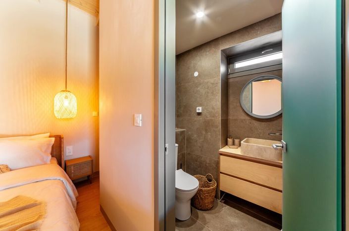 Image No.15-2 Bed Villa for sale