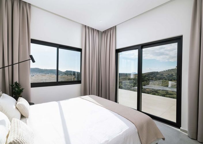 Image No.24-4 Bed Villa for sale