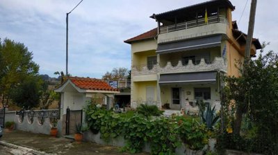 1 - Katerini, Maisonette