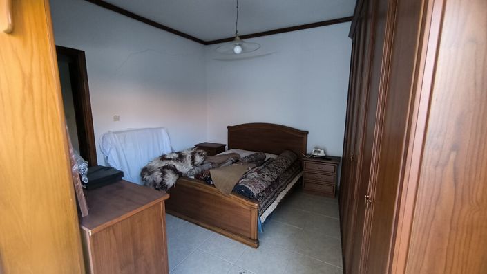 Image No.10-5 Bed Maisonette for sale