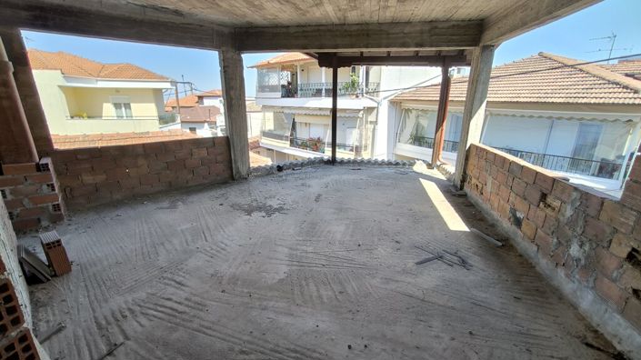 Image No.23-5 Bed Maisonette for sale