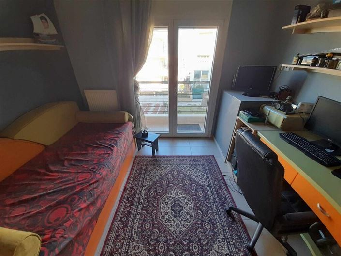 Image No.19-3 Bed Maisonette for sale